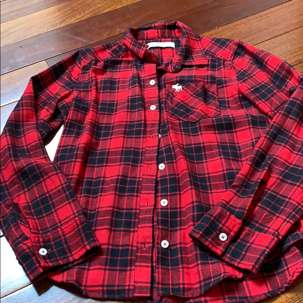 Girls red and black plaid shirt size 9/10